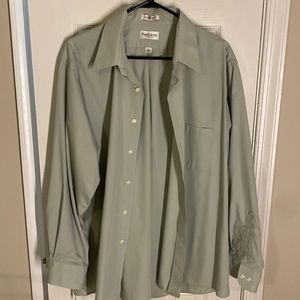 Van heusen button up